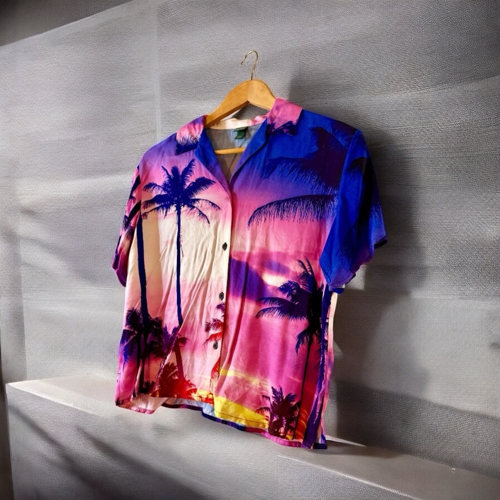 Wild Fable Multicolor Palm Tree Button Down Shirt